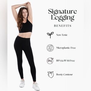 Namarie Signature Leggings - Bagheera Black - Medium Petite